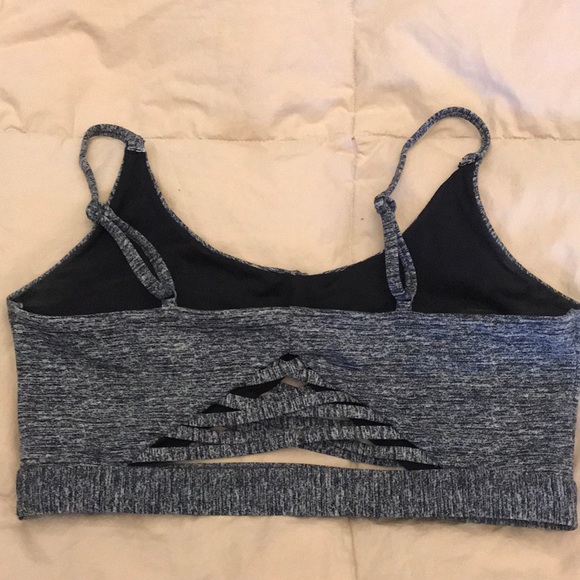 Victoria’s Secret PINK Ultimate  sports bra. - Picture 2 of 3